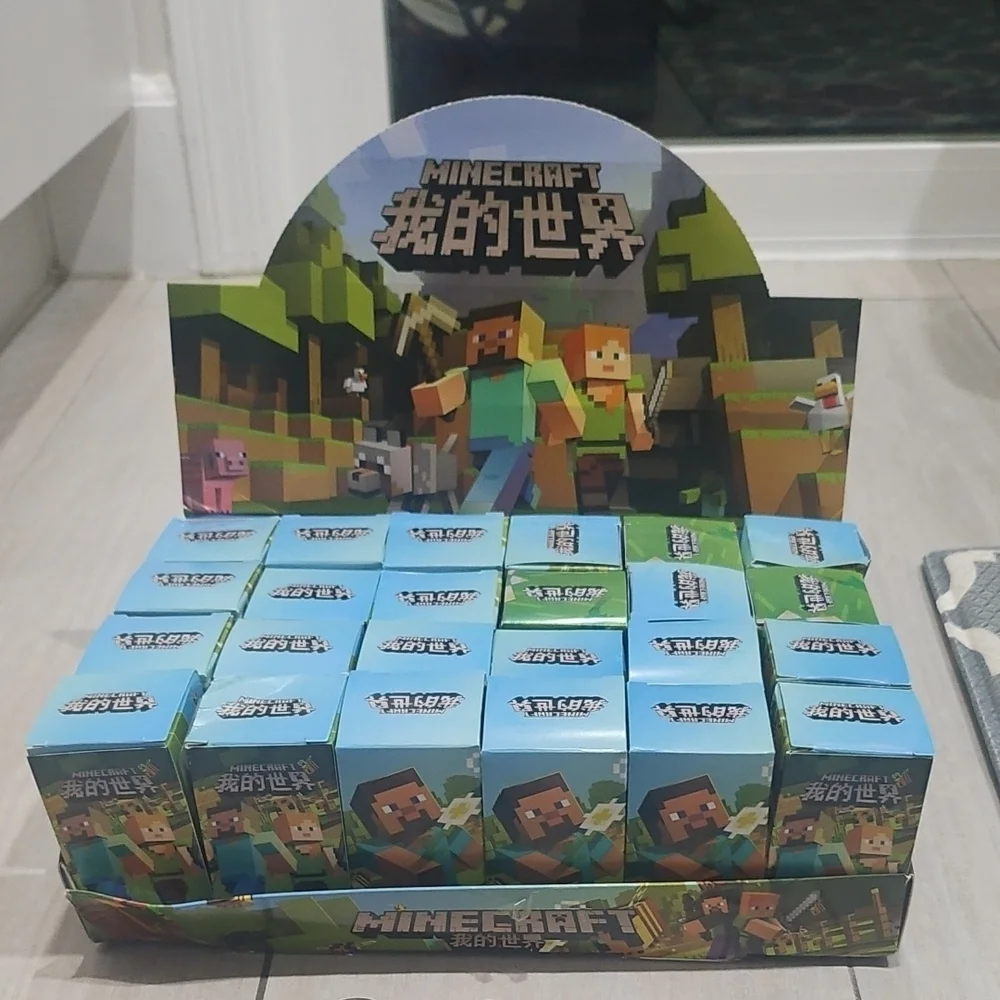 Minecraft Keychain Set - Picture 2 of 6